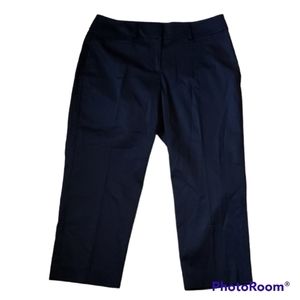 (109)NWT LOFT Curvy Crop Black Pants Size 10